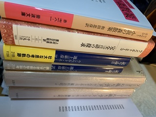 ../ウンベルト・エーコ蔵書確認